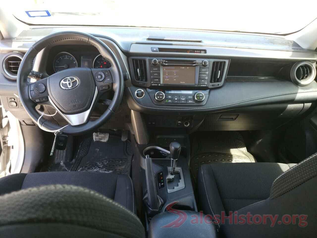 2T3RFREVXJW751392 2018 TOYOTA RAV4