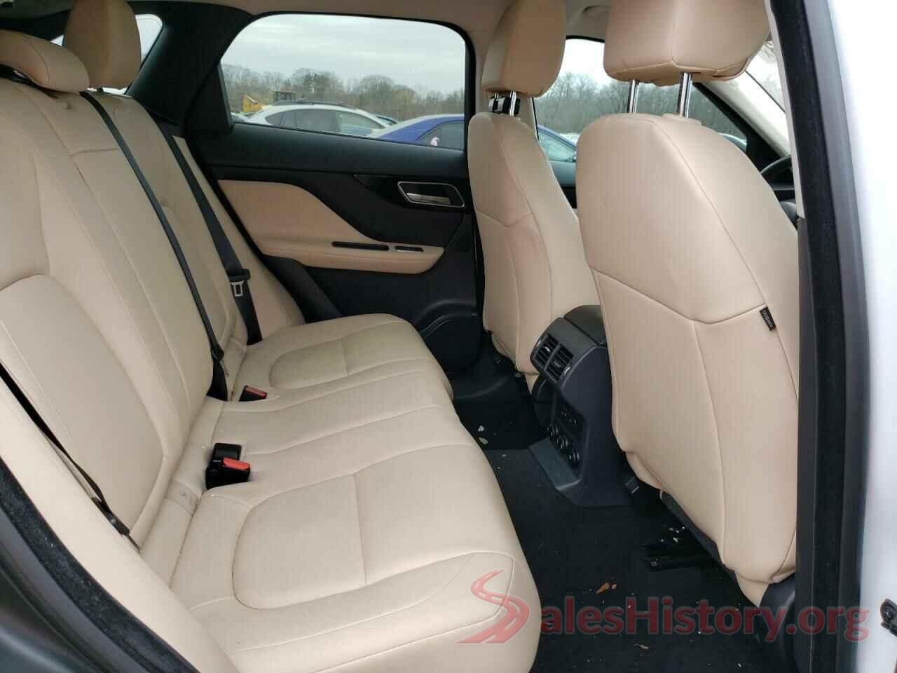 SADCJ2FX4JA321940 2018 JAGUAR F-PACE