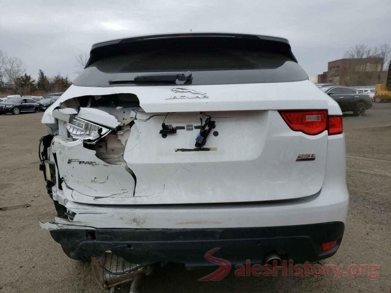 SADCJ2FX4JA321940 2018 JAGUAR F-PACE