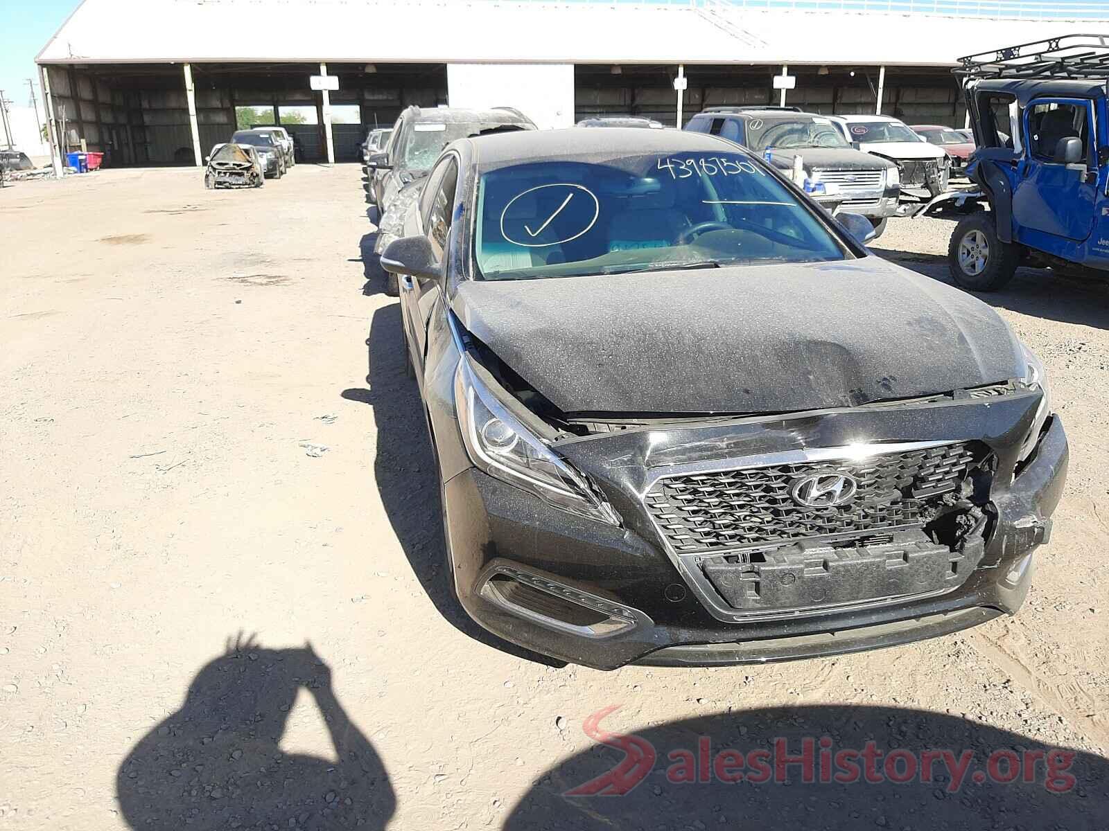 KMHE24L32HA069917 2017 HYUNDAI SONATA