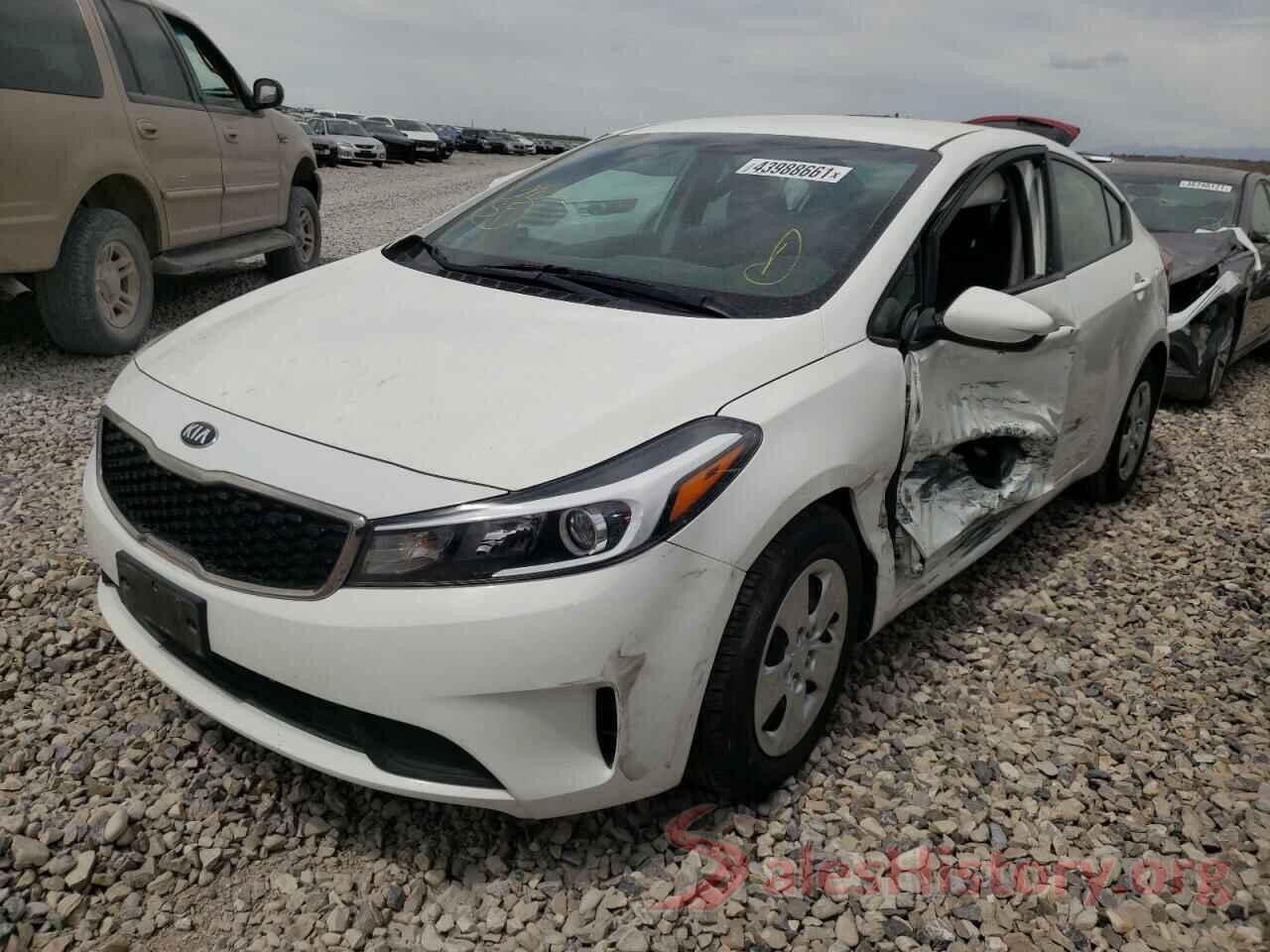 3KPFK4A75HE101240 2017 KIA FORTE