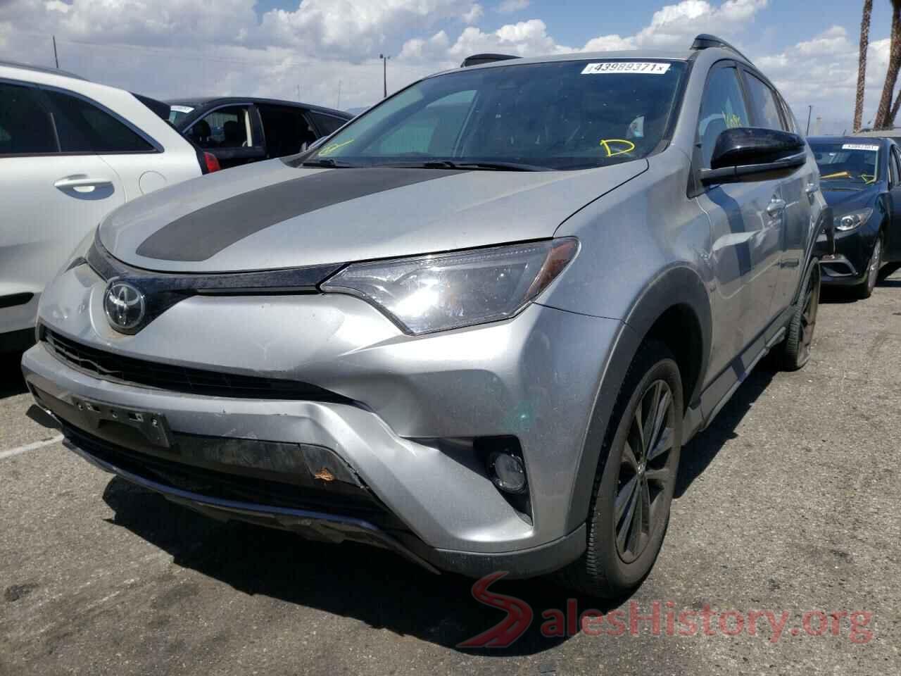 2T3RFREV3JW762282 2018 TOYOTA RAV4