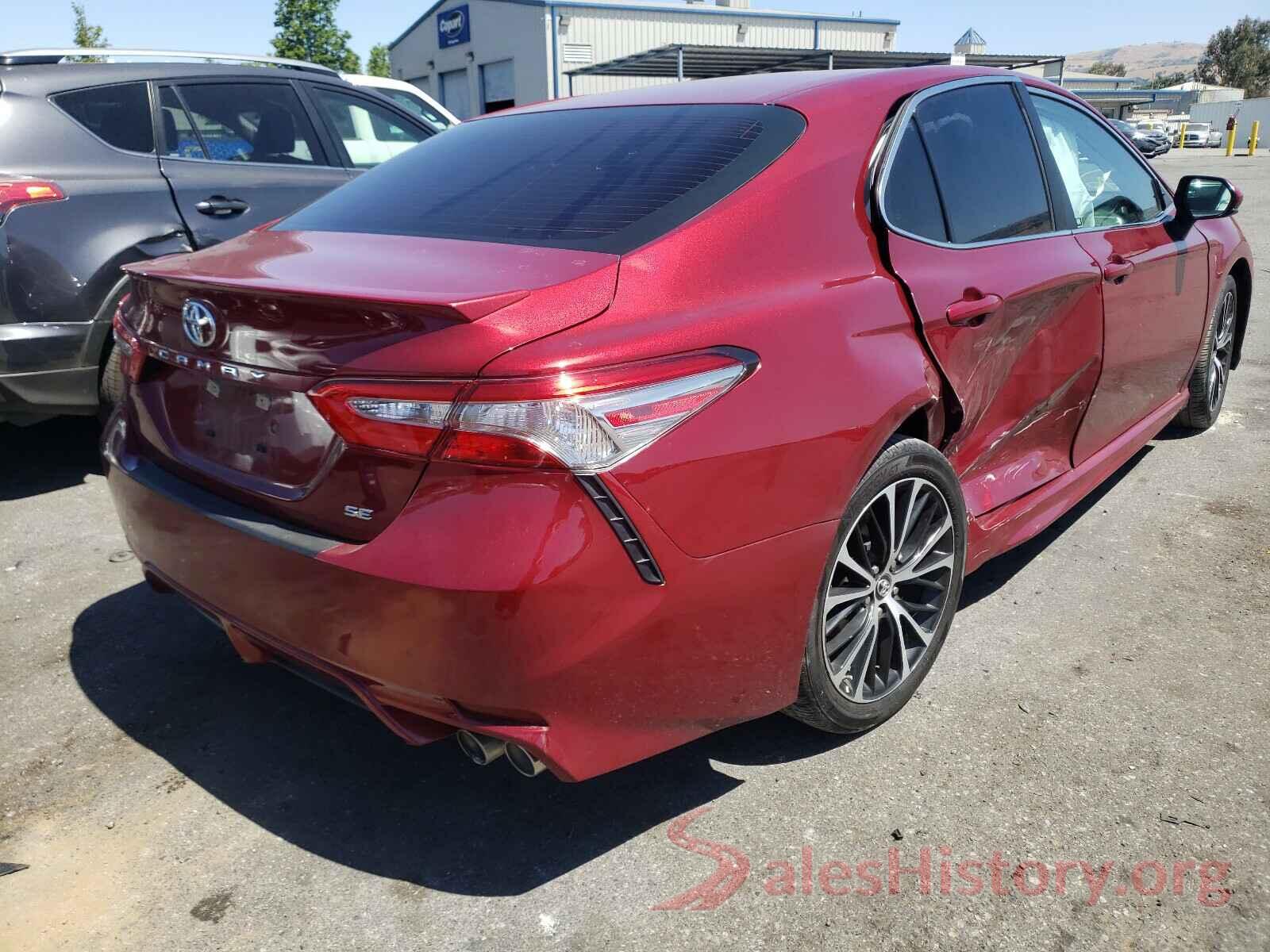 4T1B11HK2JU678045 2018 TOYOTA CAMRY