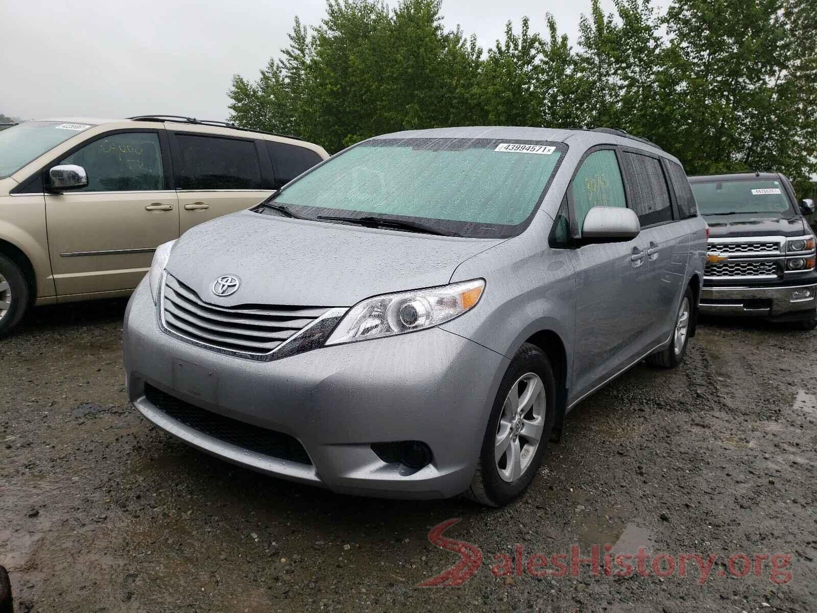 5TDKZ3DC7HS803417 2017 TOYOTA SIENNA