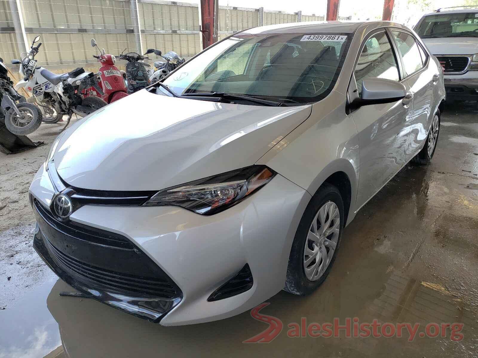 5YFBURHE5JP821667 2018 TOYOTA COROLLA