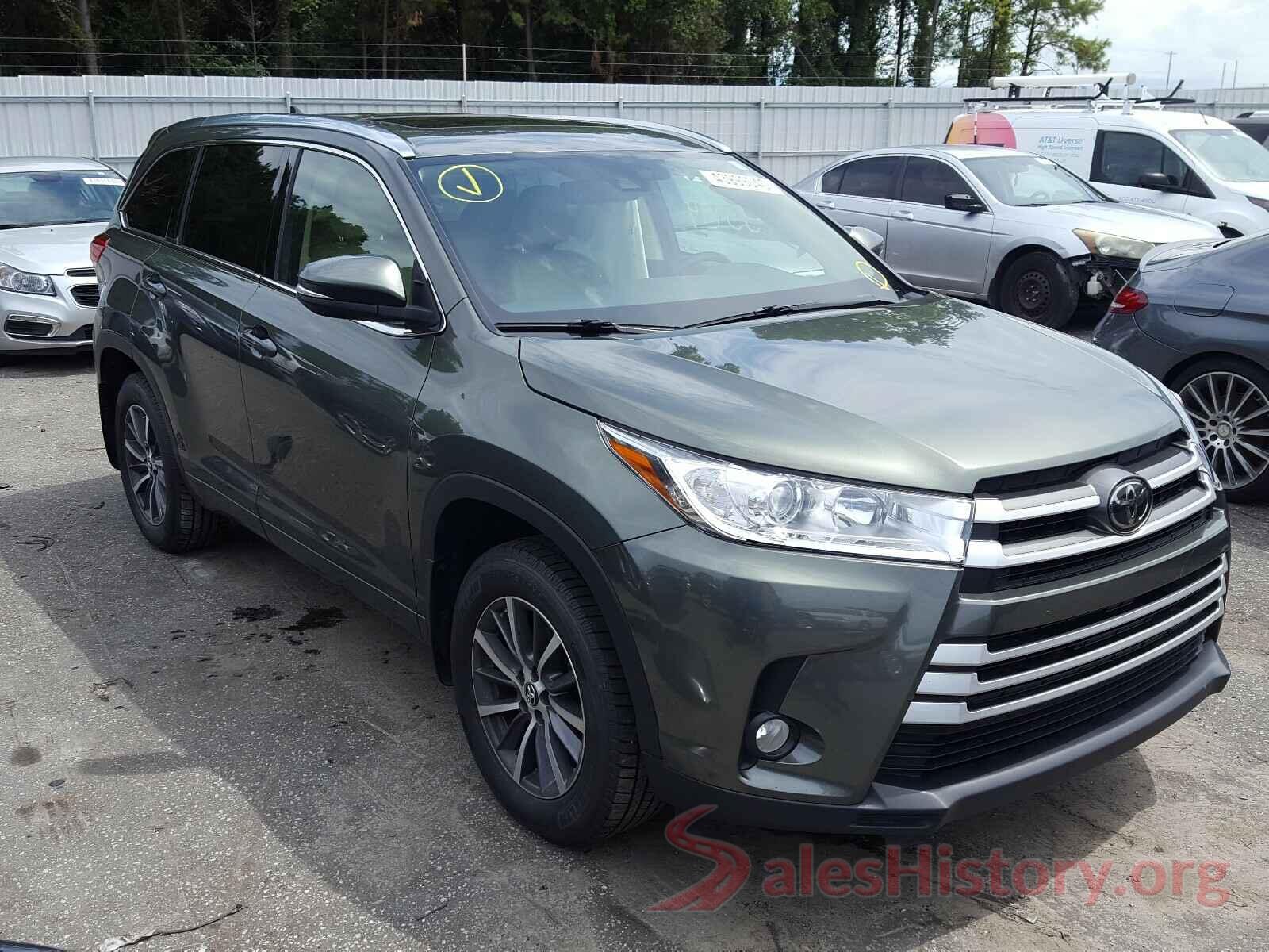 5TDJZRFH2HS383119 2017 TOYOTA HIGHLANDER