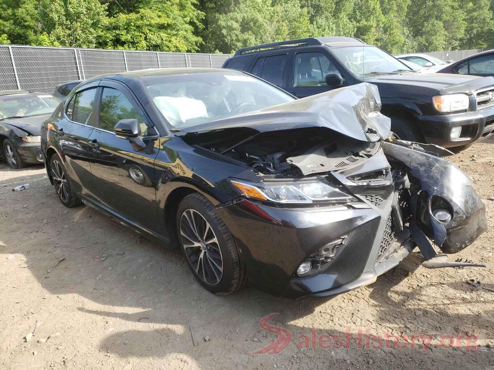 4T1B11HKXJU046135 2018 TOYOTA CAMRY