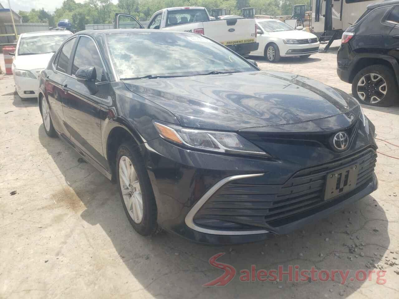 4T1C11AKXMU441371 2021 TOYOTA CAMRY