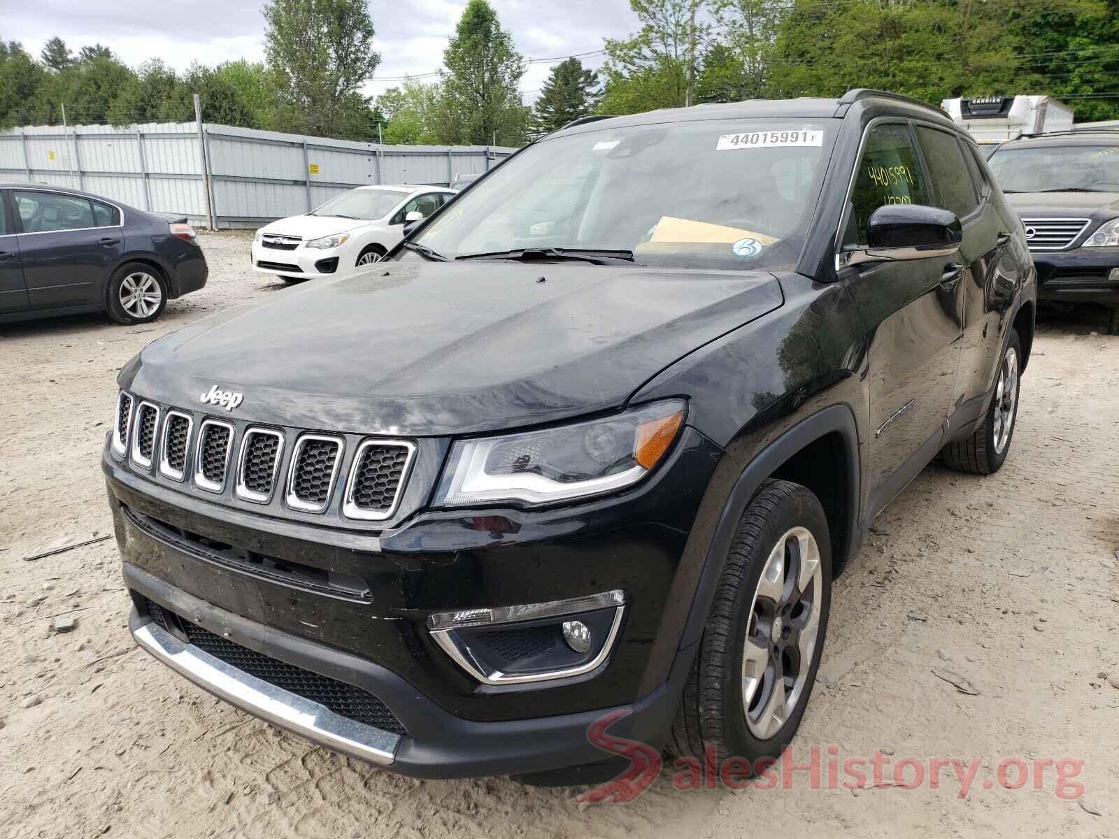 3C4NJDCB2JT332940 2018 JEEP COMPASS