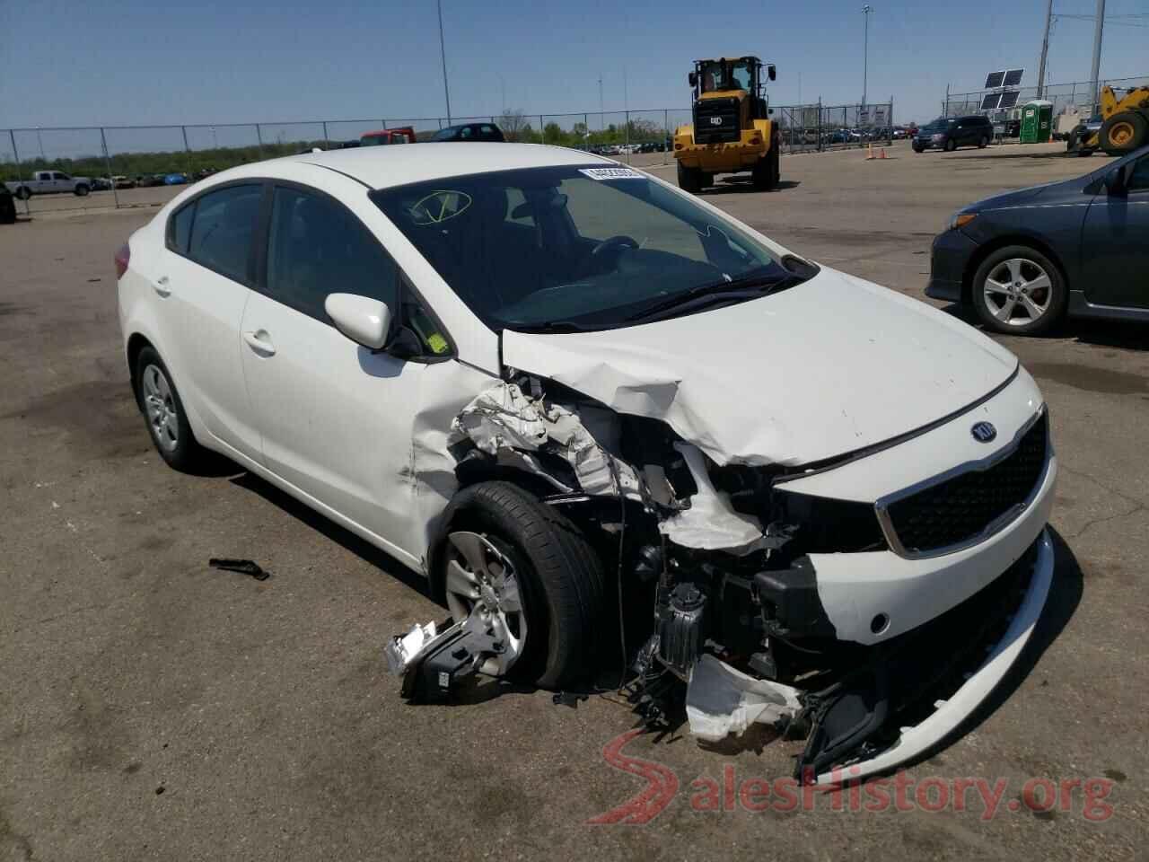 3KPFK4A78HE102513 2017 KIA FORTE