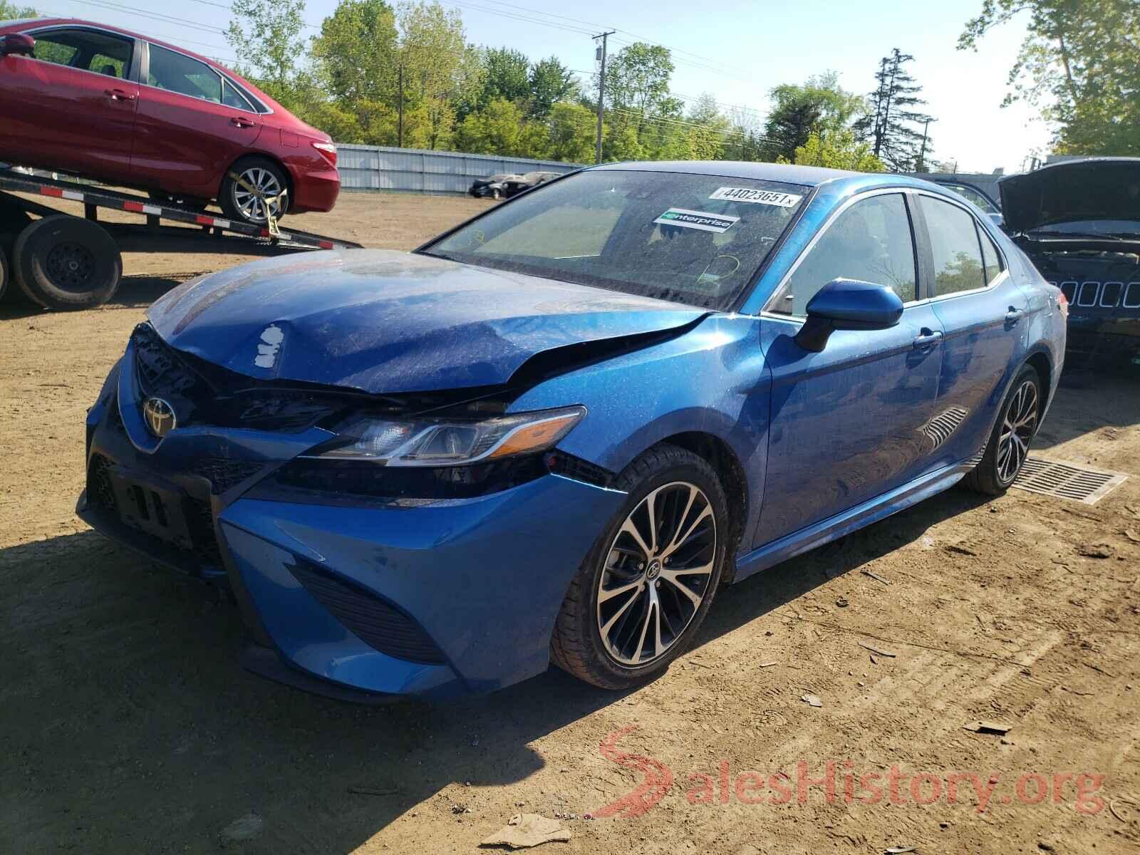 4T1B11HK7KU260632 2019 TOYOTA CAMRY