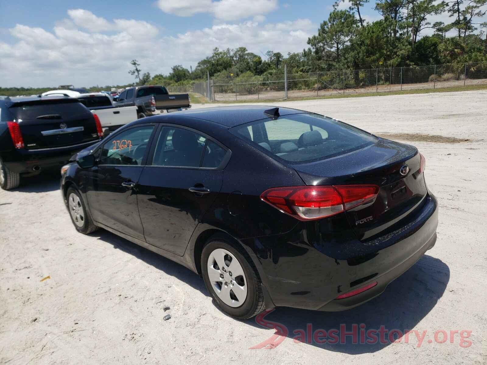 3KPFL4A7XJE235342 2018 KIA FORTE