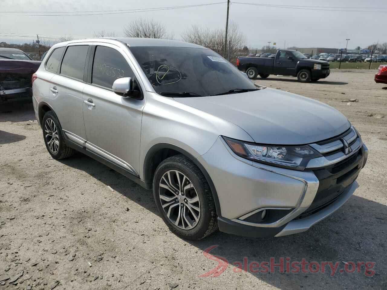 JA4AD3A30JZ017469 2018 MITSUBISHI OUTLANDER