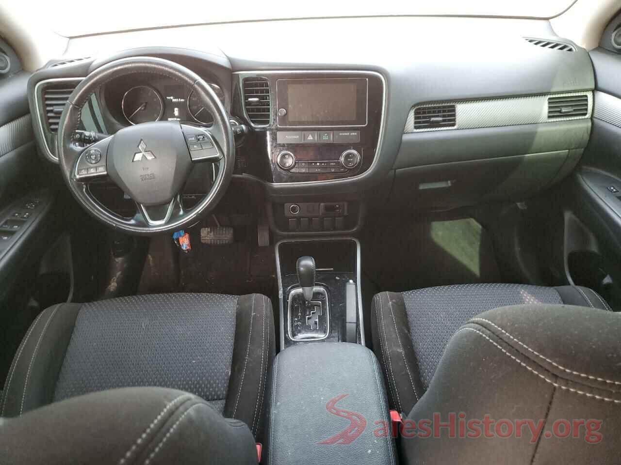 JA4AD3A30JZ017469 2018 MITSUBISHI OUTLANDER