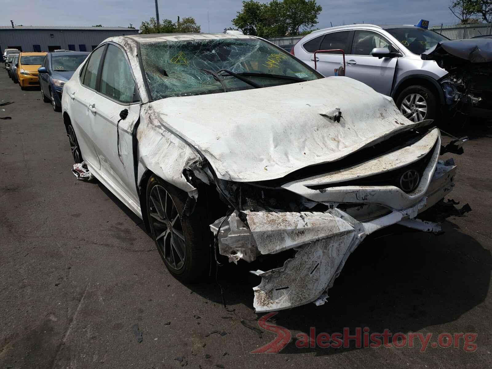 4T1T11BK0MU026977 2021 TOYOTA CAMRY