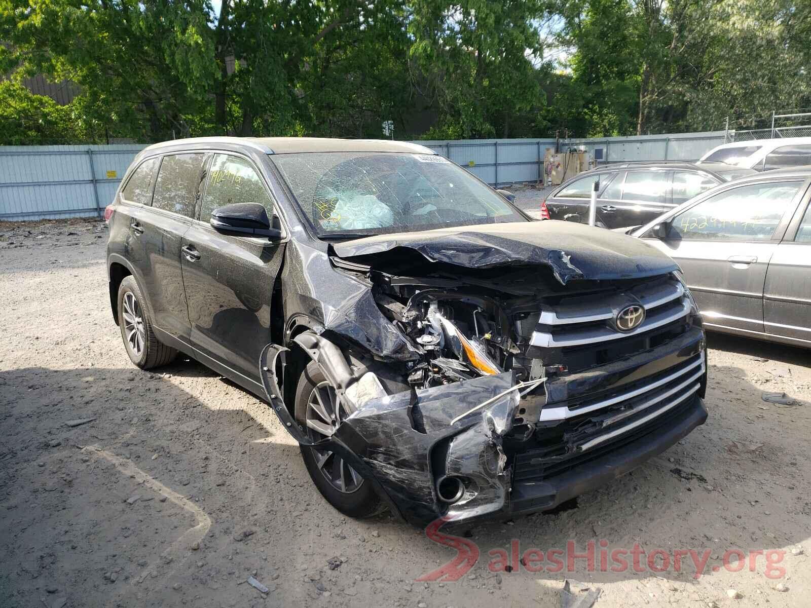 5TDJZRFH2KS583831 2019 TOYOTA HIGHLANDER