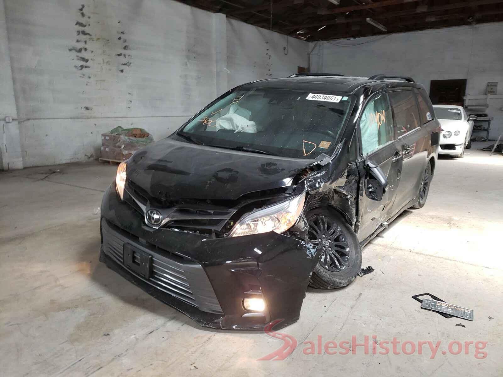 5TDYZ3DC7KS972855 2019 TOYOTA SIENNA