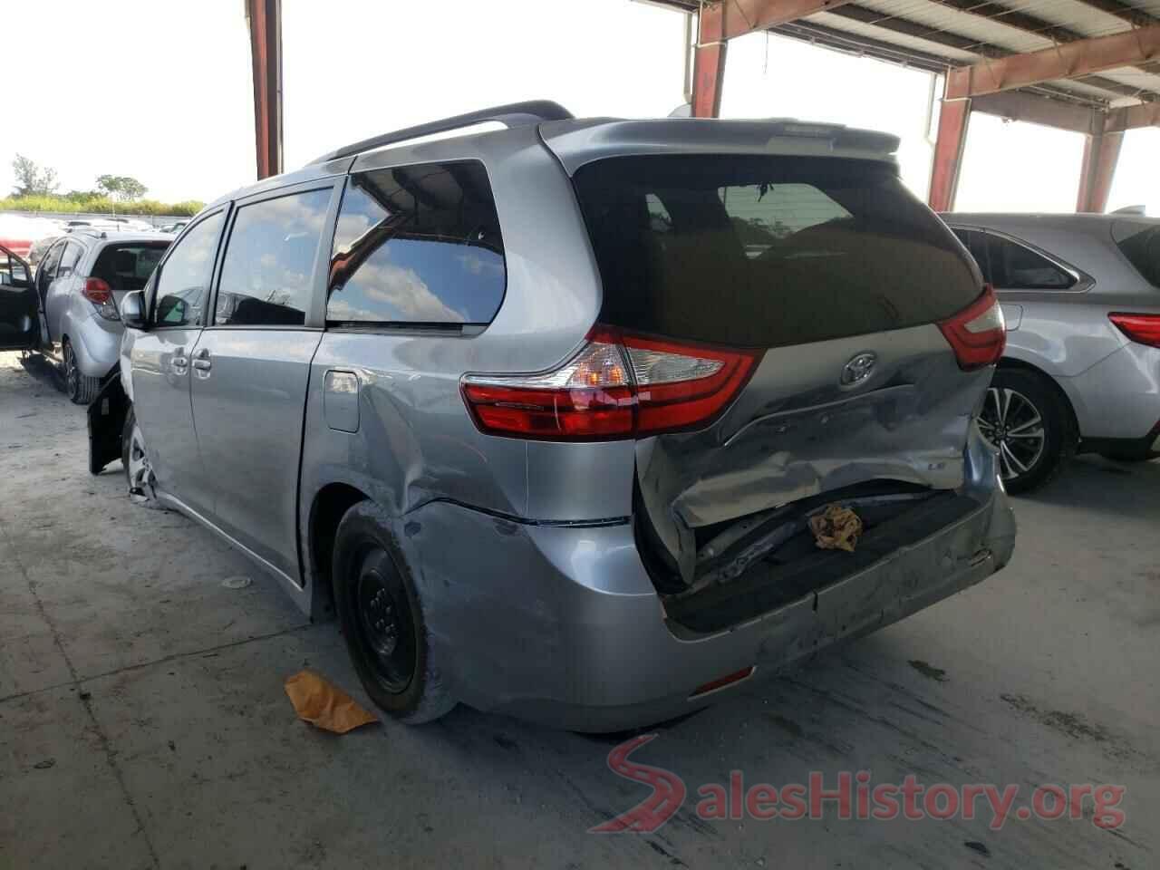 5TDKZ3DC3KS981543 2019 TOYOTA SIENNA