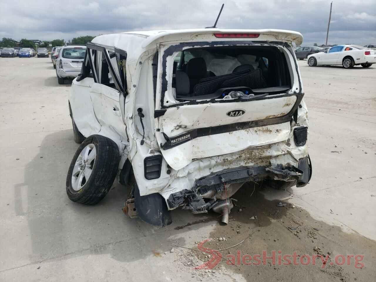 KNDJN2A23J7548679 2018 KIA SOUL