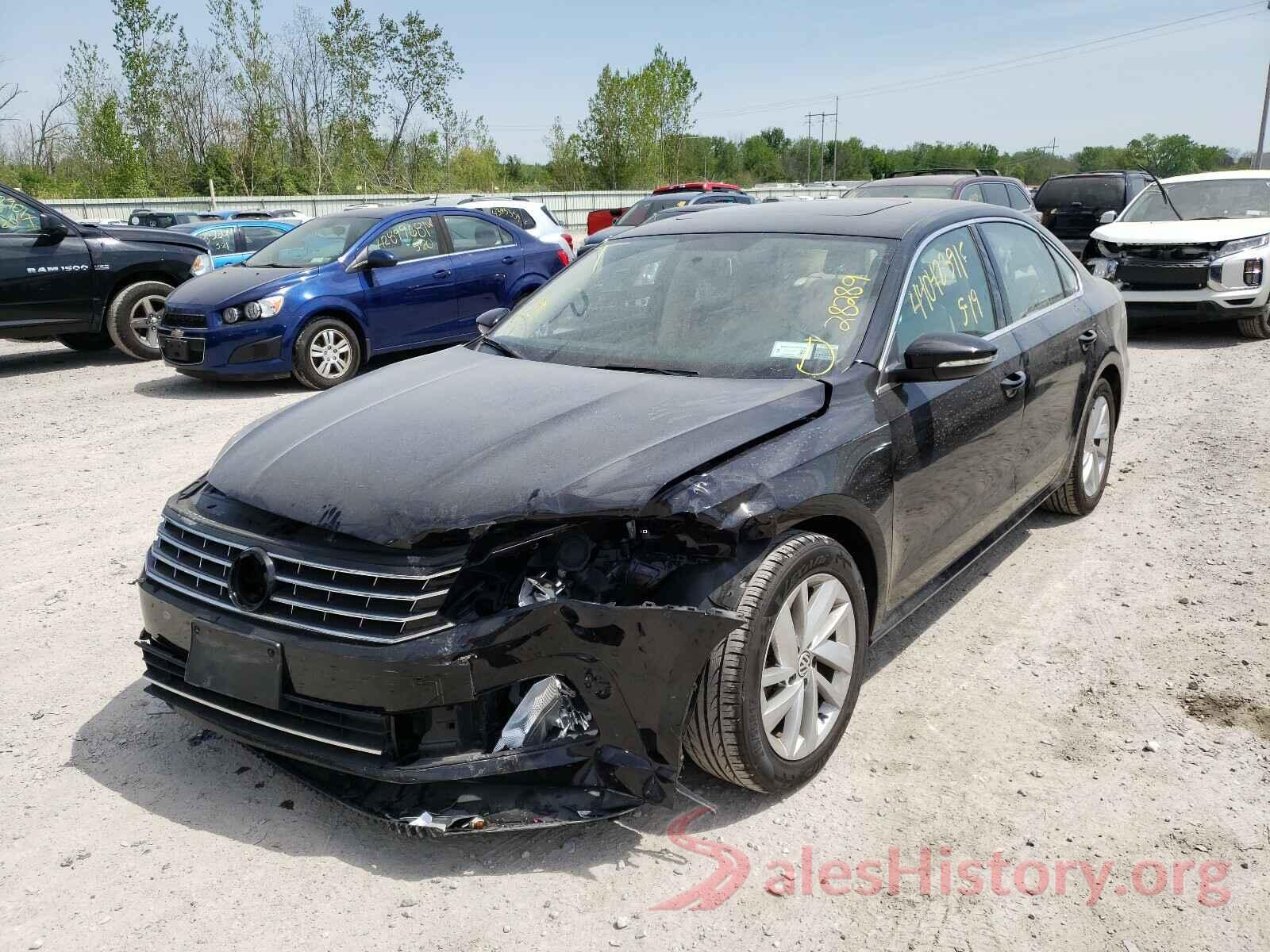 1VWBA7A37JC020427 2018 VOLKSWAGEN PASSAT