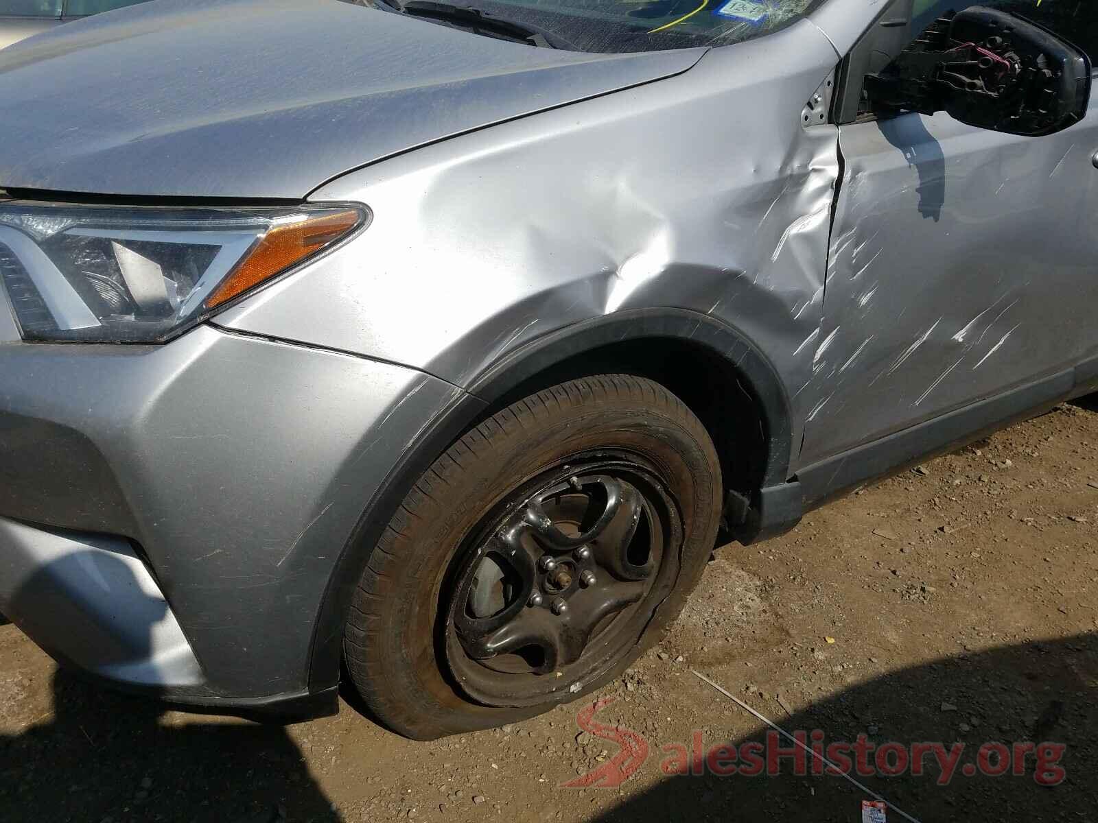 JTMZFREV1JD111276 2018 TOYOTA RAV4