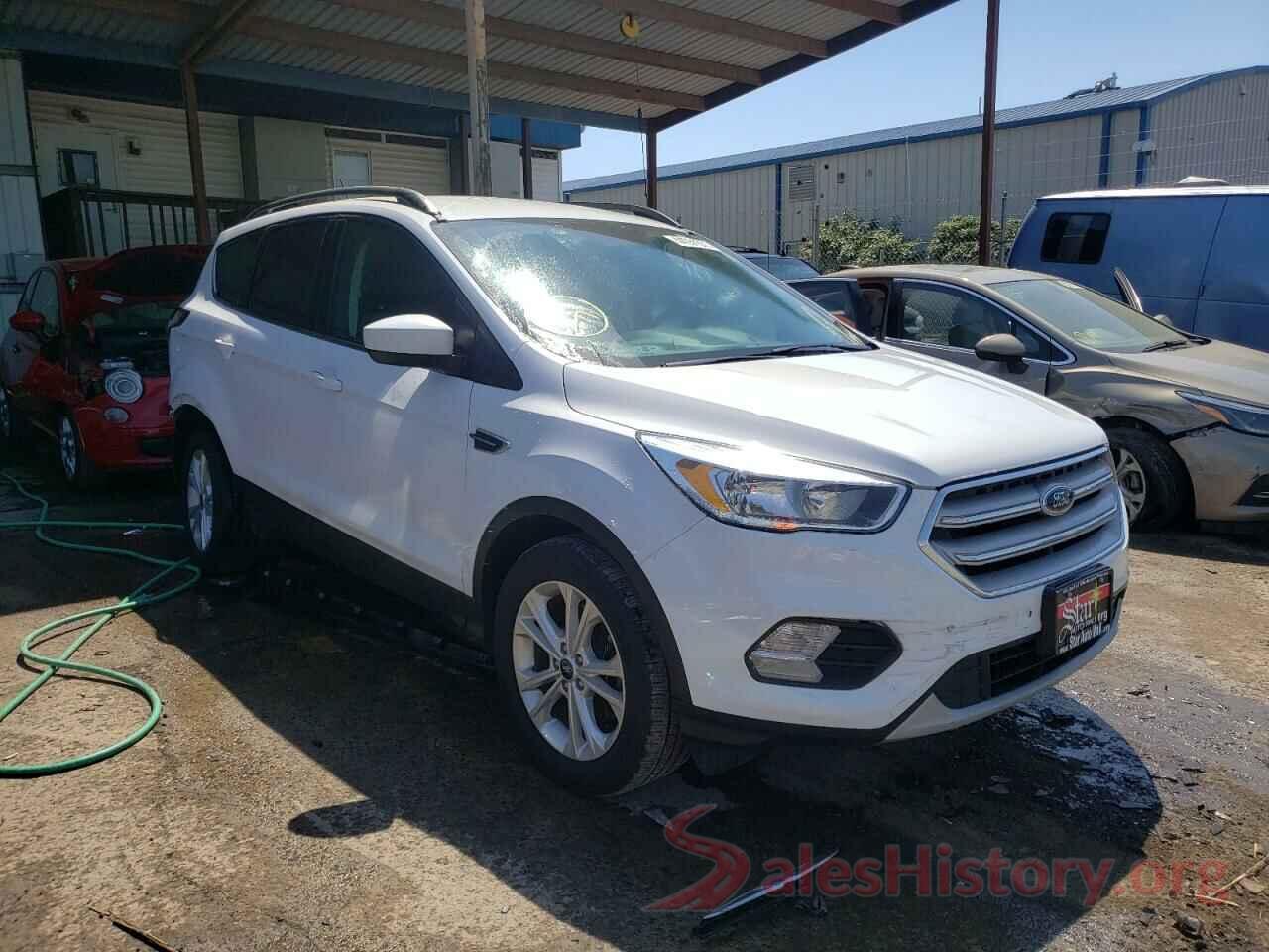 1FMCU9GD7JUA88100 2018 FORD ESCAPE