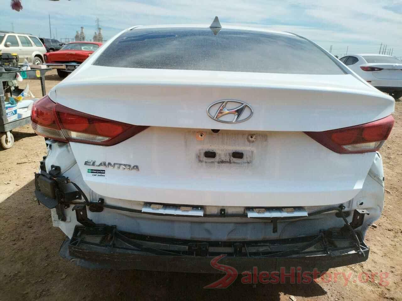 5NPD84LF0JH267015 2018 HYUNDAI ELANTRA