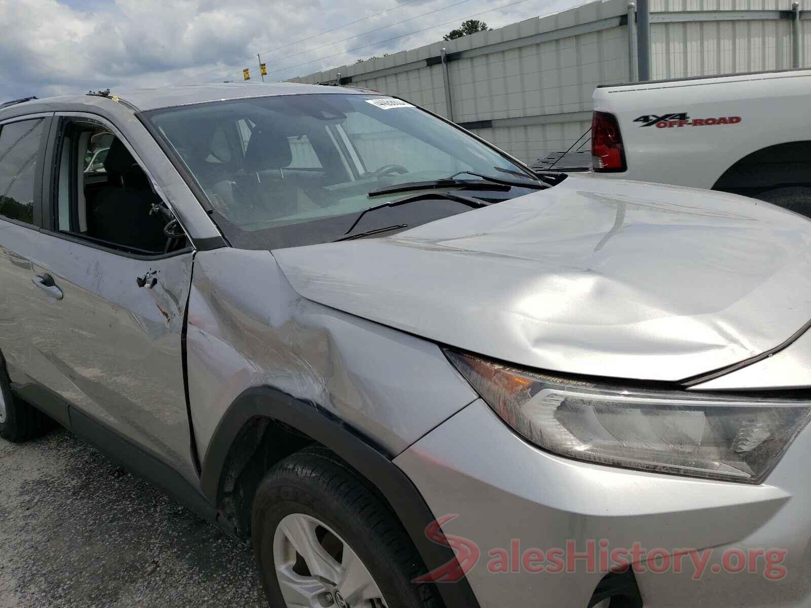 2T3W1RFV9LC041033 2020 TOYOTA RAV4