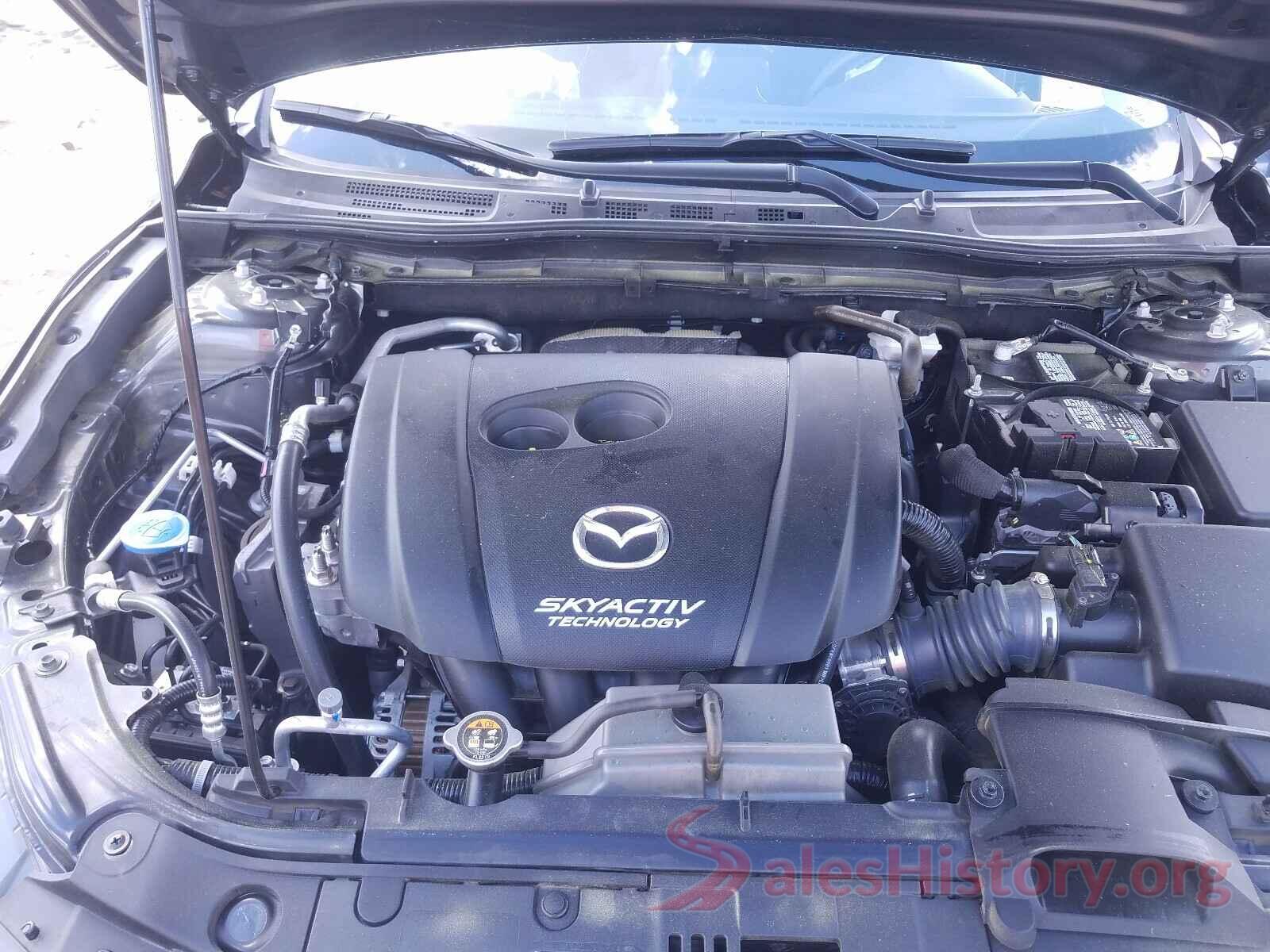 3MZBN1K76JM265561 2018 MAZDA 3