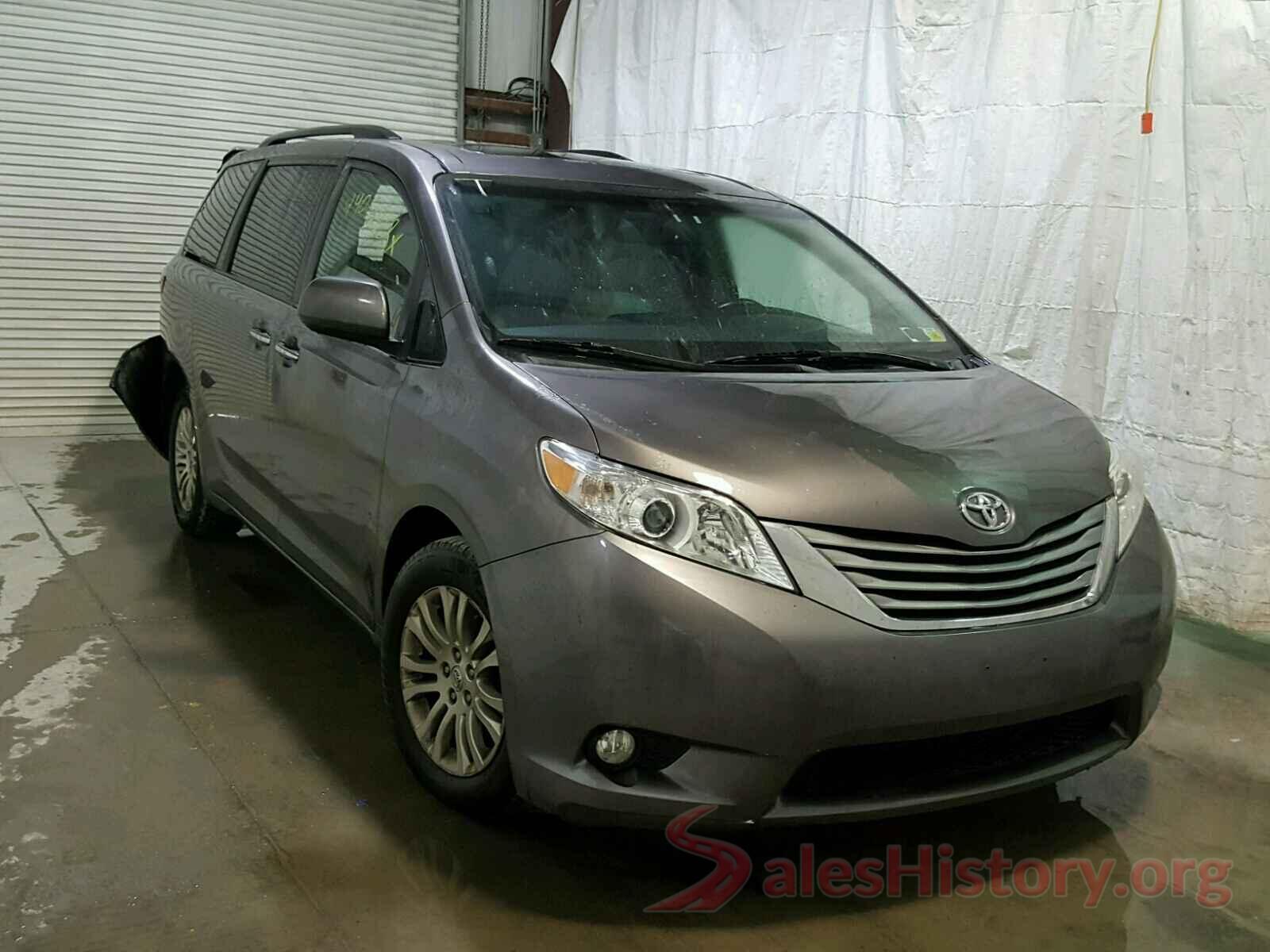 5TDYK3DC3GS715946 2016 TOYOTA SIENNA XLE