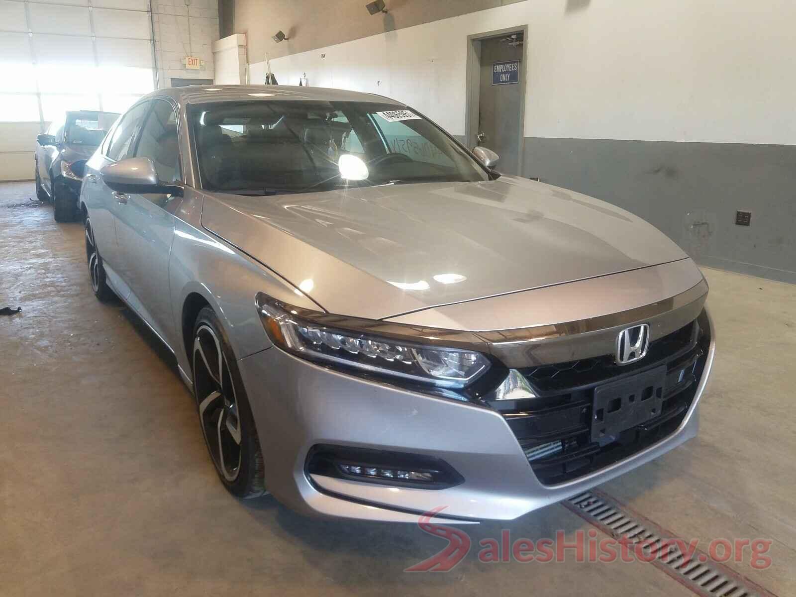 1HGCV1F32JA247619 2018 HONDA ACCORD