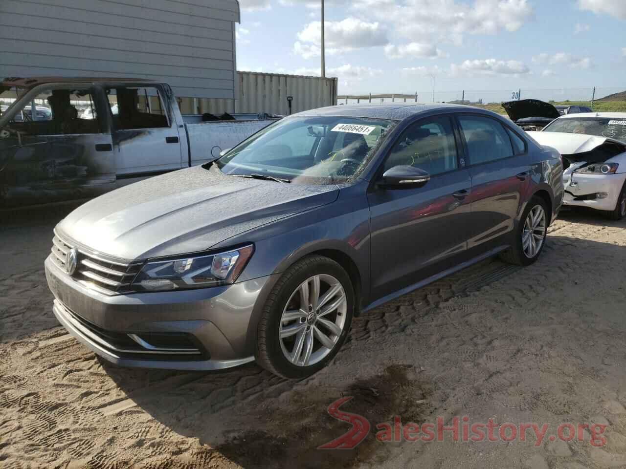 1VWLA7A35KC010758 2019 VOLKSWAGEN PASSAT