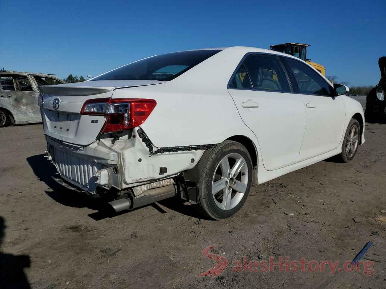 4T1BF1FK3EU860668 2014 TOYOTA CAMRY