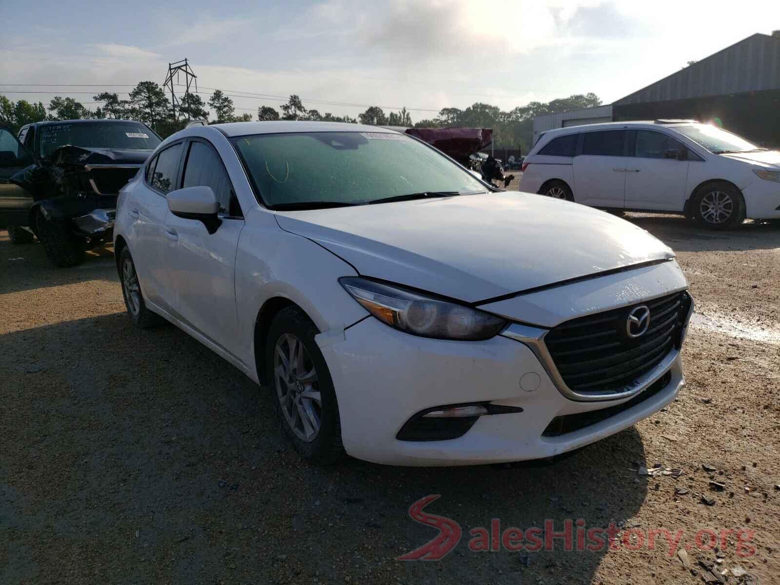 3MZBN1U72JM187017 2018 MAZDA 3