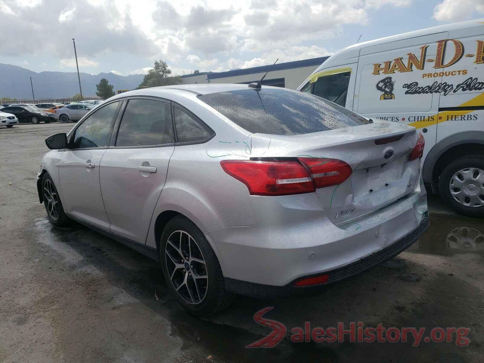 1FADP3H25JL217313 2018 FORD FOCUS