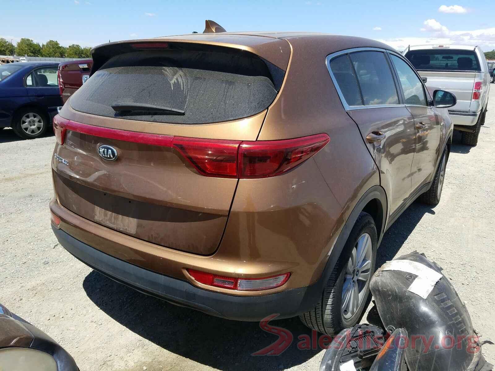 KNDPMCAC6J7467221 2018 KIA SPORTAGE