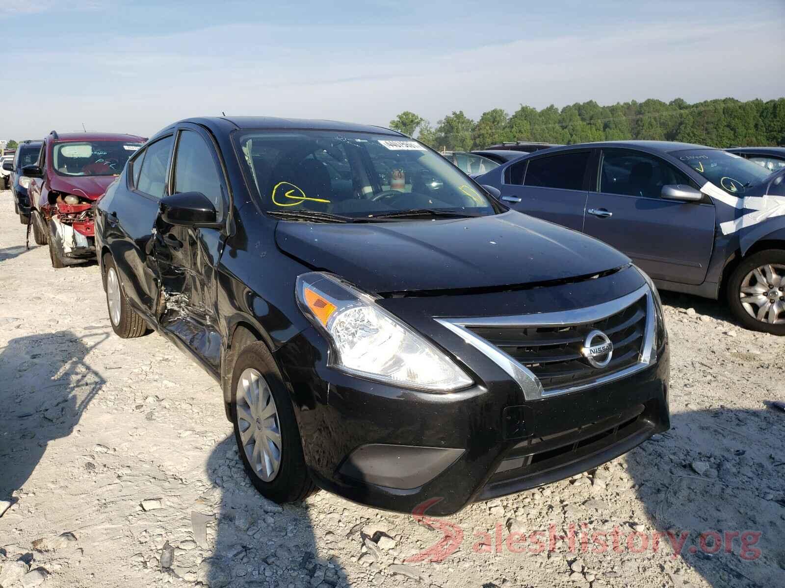 3N1CN7AP5JL838194 2018 NISSAN VERSA