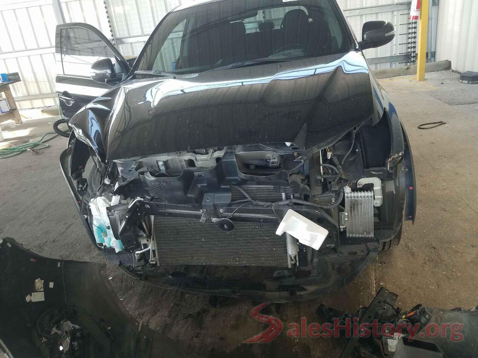 JA4AP3AU0JU015542 2018 MITSUBISHI OUTLANDER