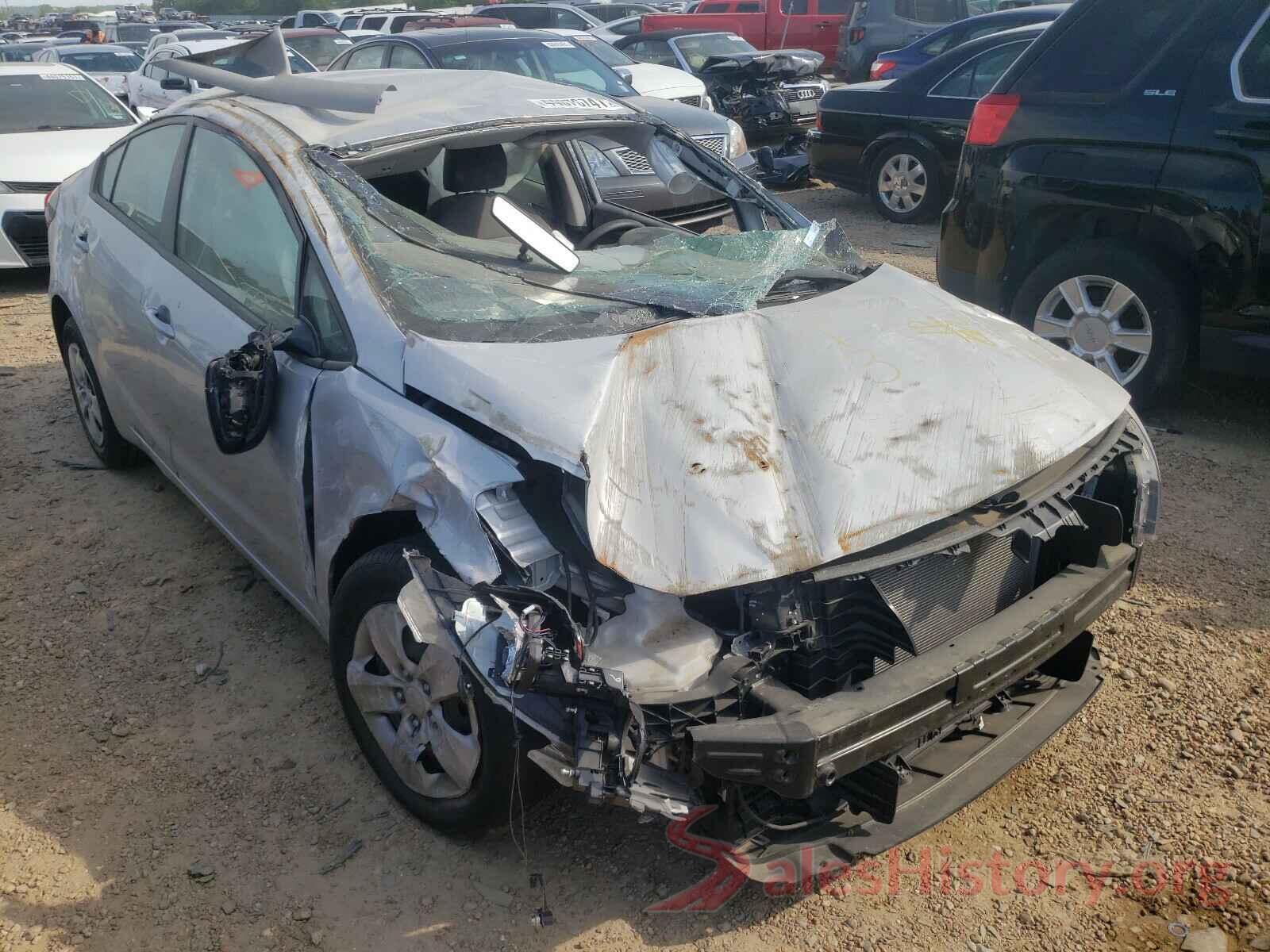 3KPFK4A78JE223936 2018 KIA FORTE