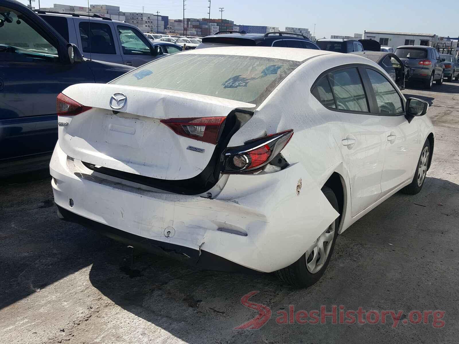 3MZBN1U76JM202859 2018 MAZDA 3