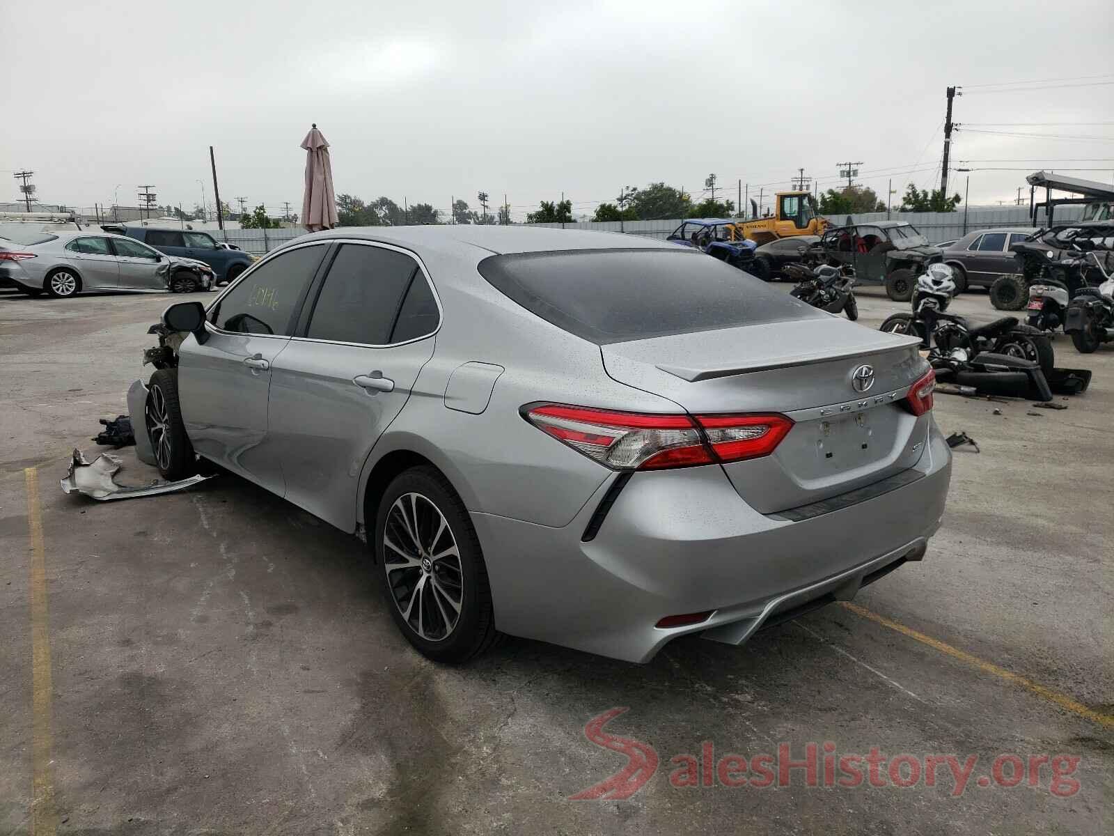 4T1B11HK2JU078707 2018 TOYOTA CAMRY