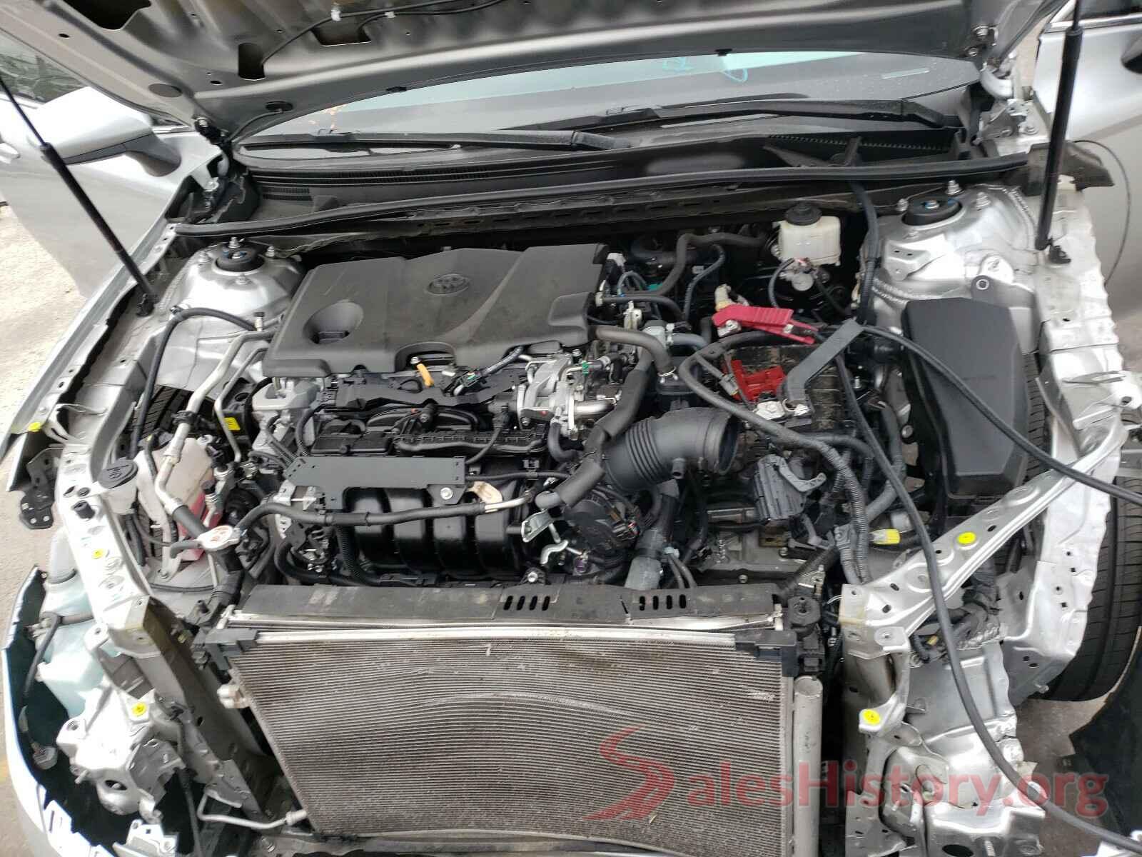 4T1B11HK2JU078707 2018 TOYOTA CAMRY