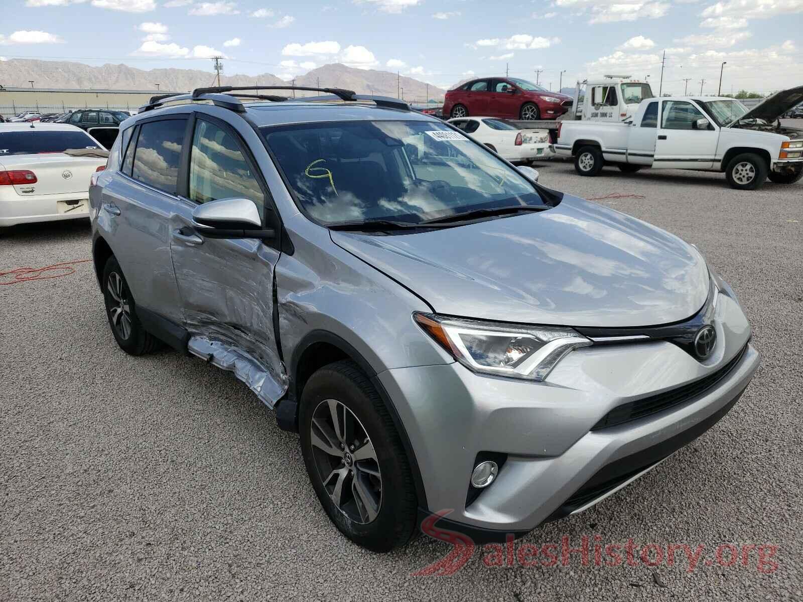 JTMWFREV4JJ168303 2018 TOYOTA RAV4