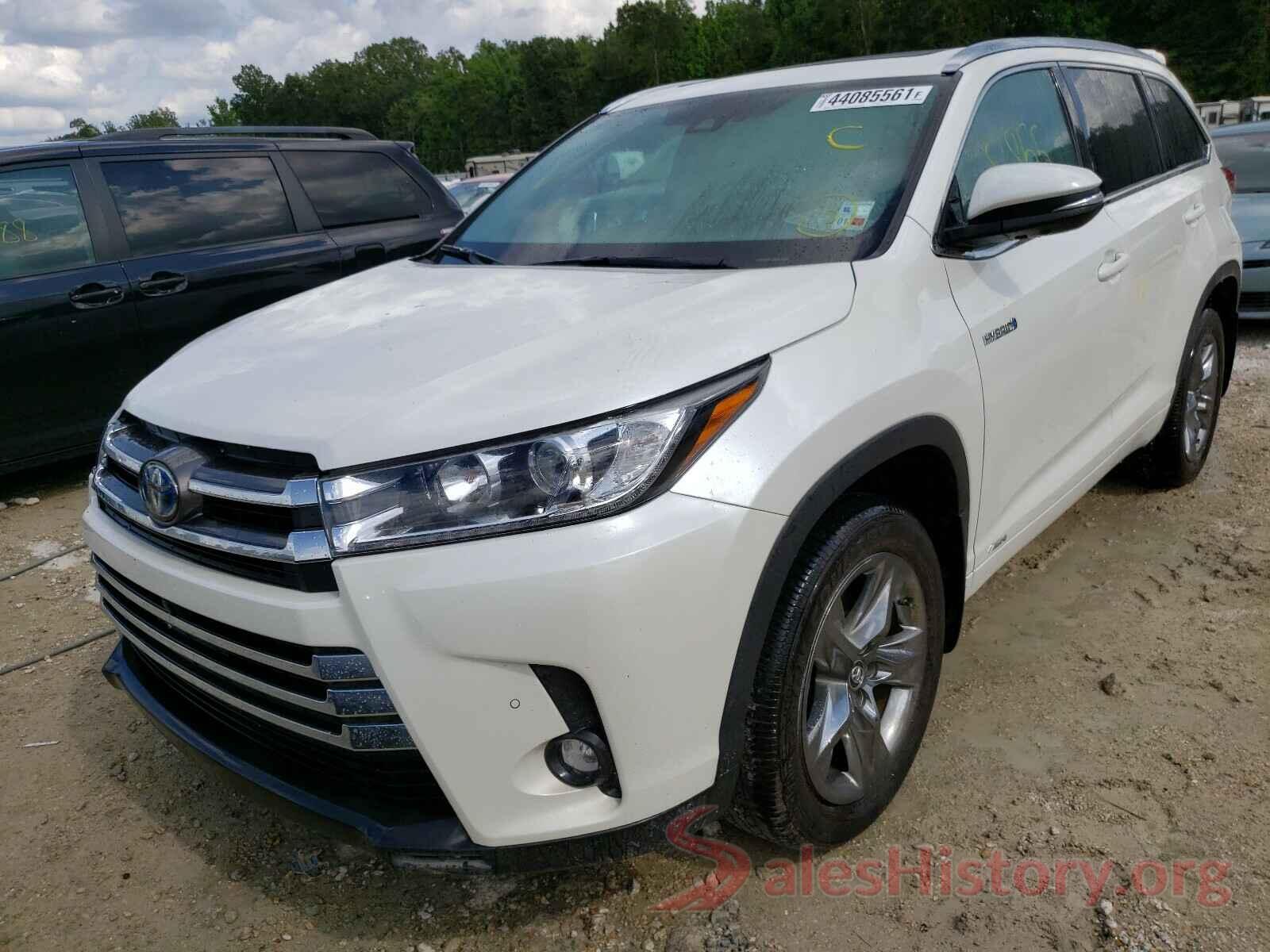 5TDDGRFH7KS068407 2019 TOYOTA HIGHLANDER