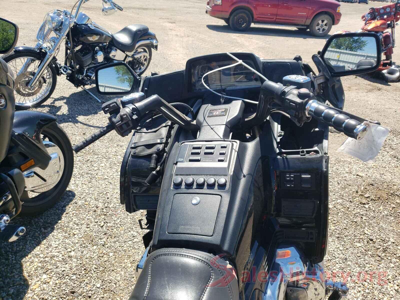 1HFSC2205YA200344 2000 HONDA GL CYCLE