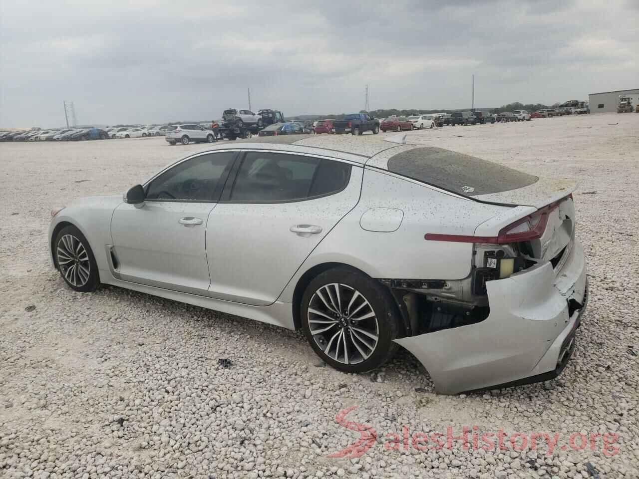 KNAE25LA1J6037023 2018 KIA STINGER