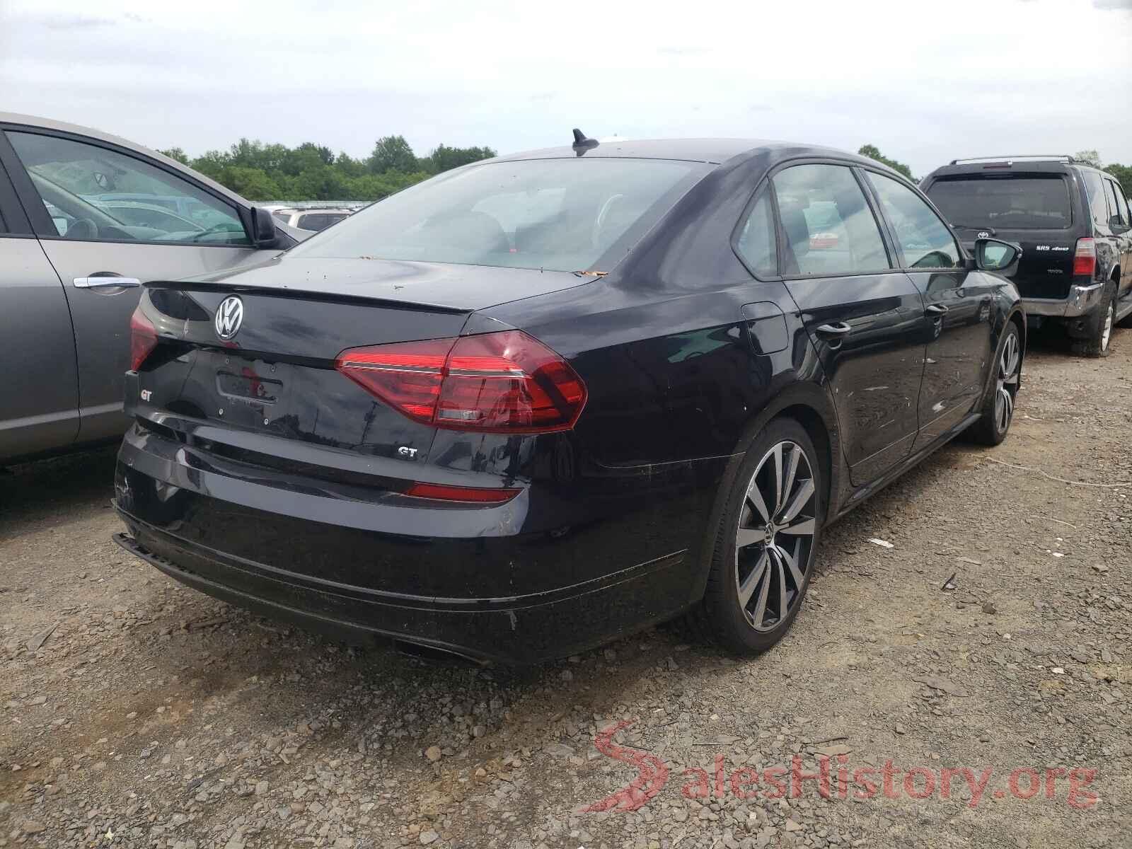 1VWJM7A33JC031752 2018 VOLKSWAGEN PASSAT