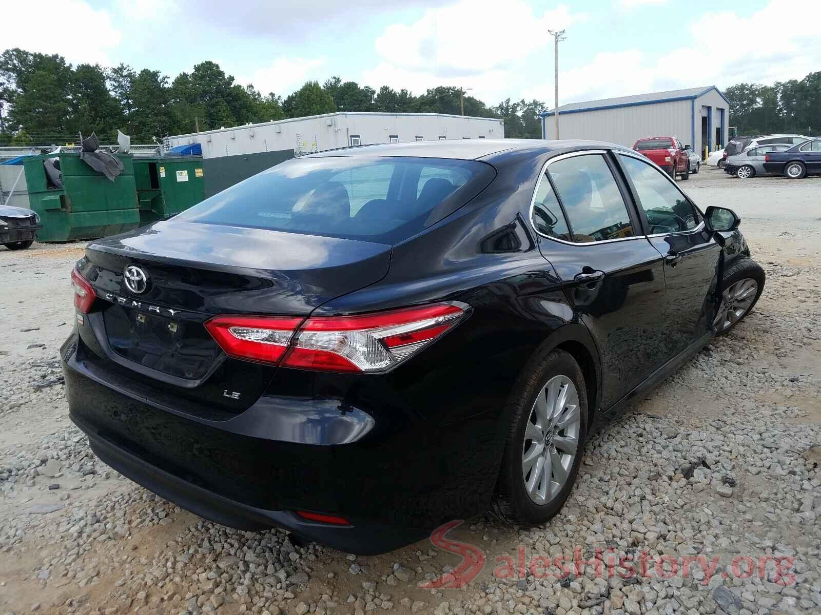 4T1B11HK4JU004267 2018 TOYOTA CAMRY