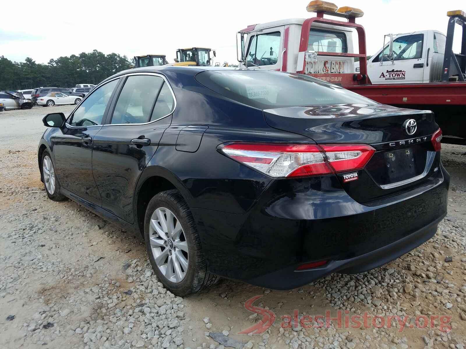 4T1B11HK4JU004267 2018 TOYOTA CAMRY