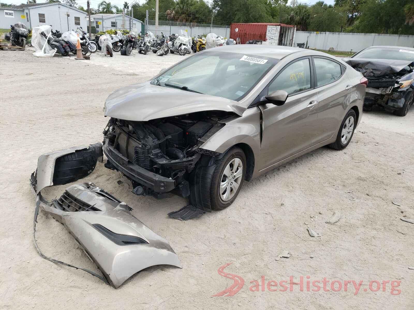 5NPDH4AE1GH760804 2016 HYUNDAI ELANTRA